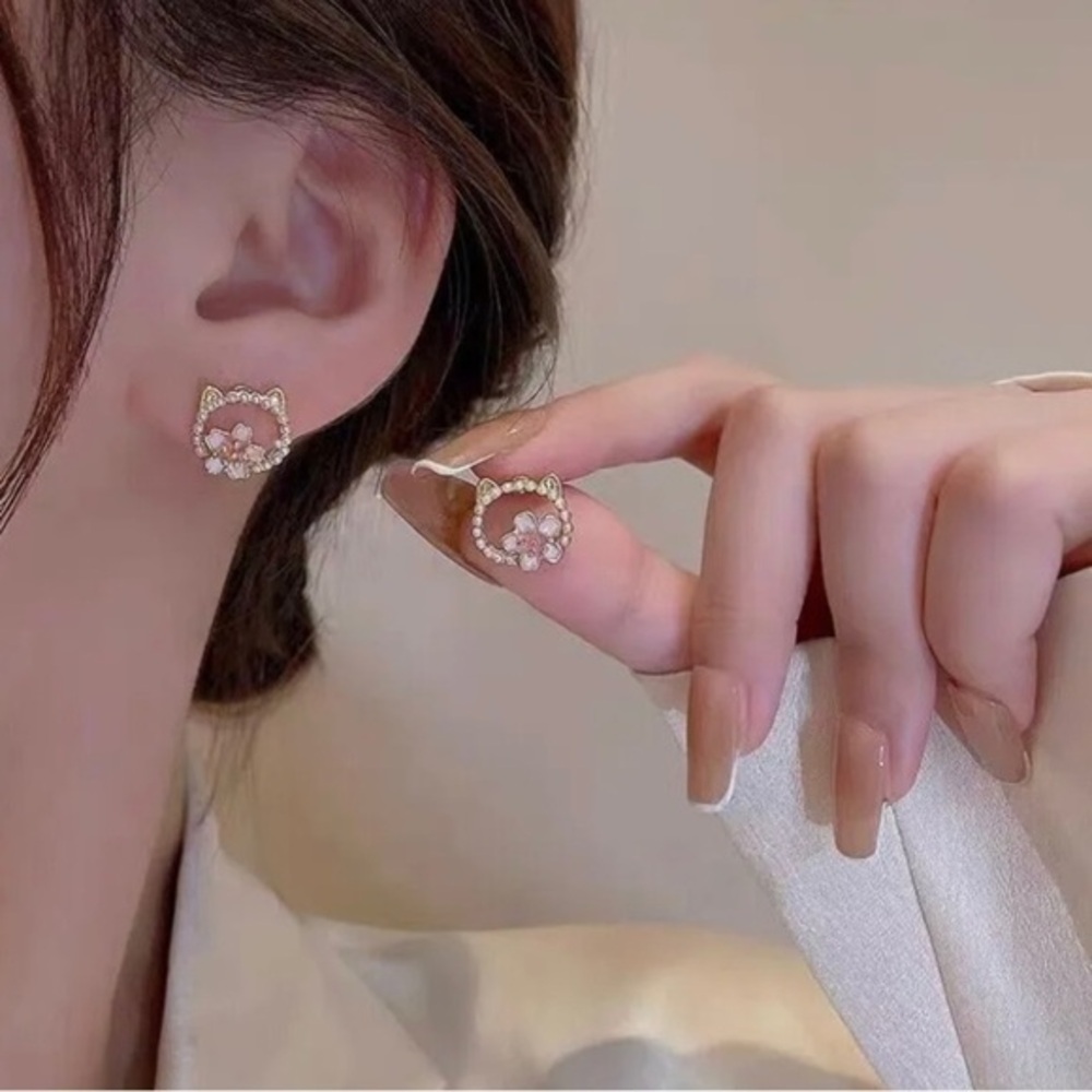 Cat Pearl Stud Earrings Womens Jewelry